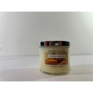 slatkin & co creamy vanilla caramel 4 oz candle single wick